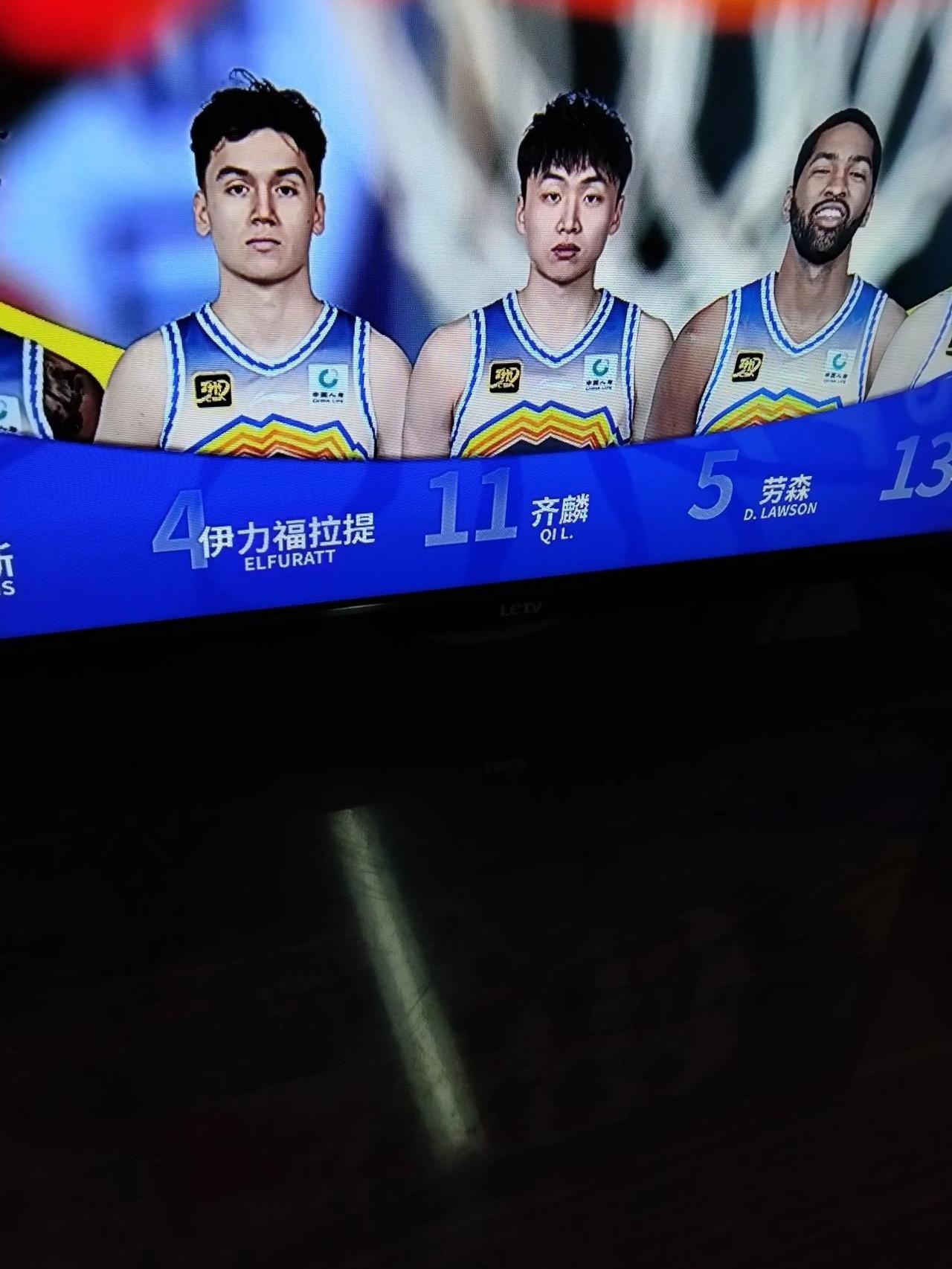 新疆队大胜山东,实现了近期的三连胜 新疆队大胜山东,实现了近期的三连胜