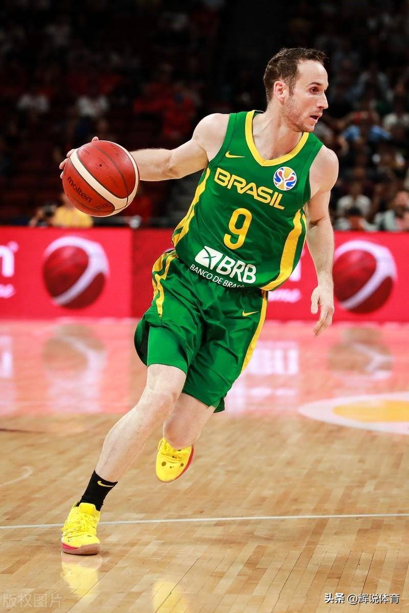 斯洛伐克队遗憾止步,充满遗憾和不舍 斯洛伐克队遗憾止步,充满遗憾和不舍