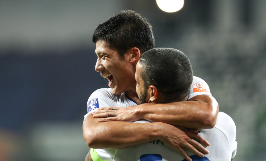 利记官网-阿赖恩斯俱乐部球员贡献关键进球